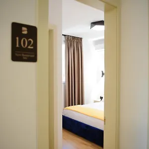 New Boulevard Hotel