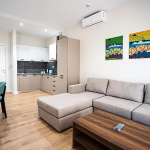 Elite Aparthotel