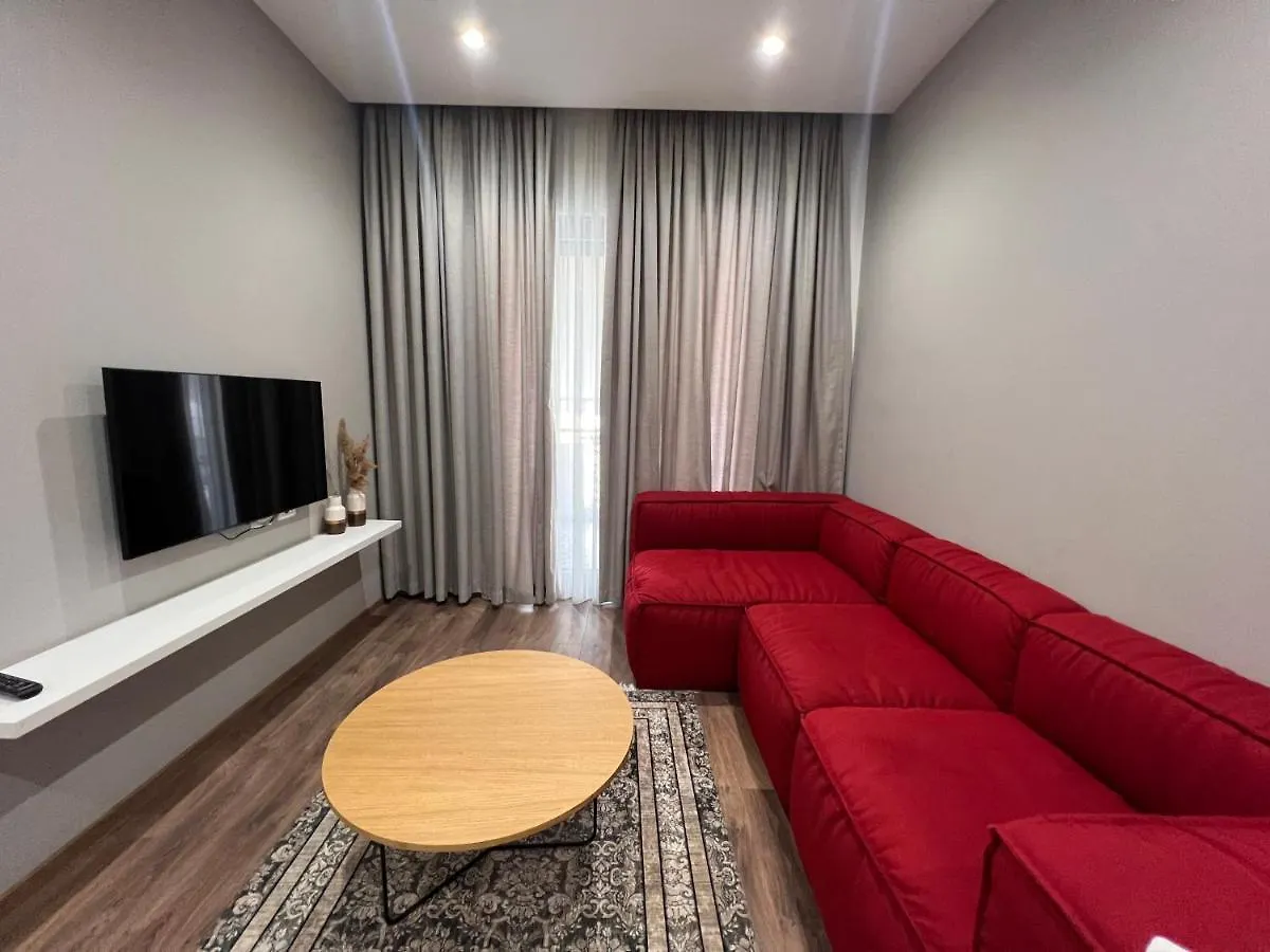 Habitat Hotel تيرانا